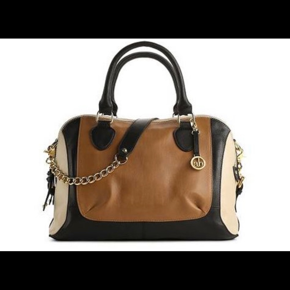 Audrey Brooke tri-color Genuine Leather Purse